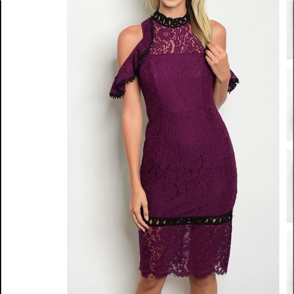 L’atiste Cold Cold Shoulder Dress